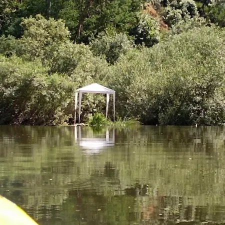 Casa Do Rio Feriehus *