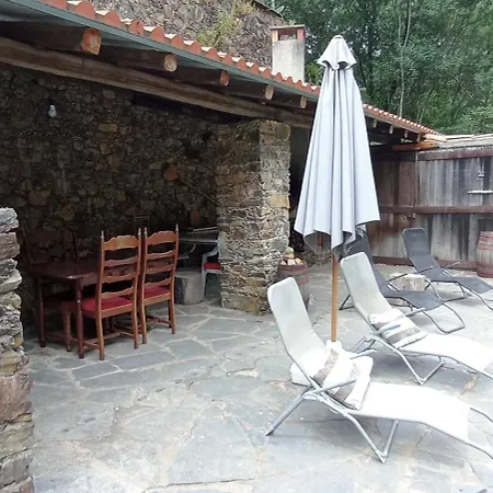 Casa Do Rio Feriehus *